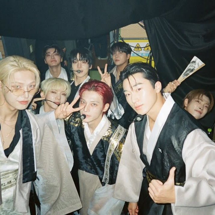 에이티즈의 비하인드 컷