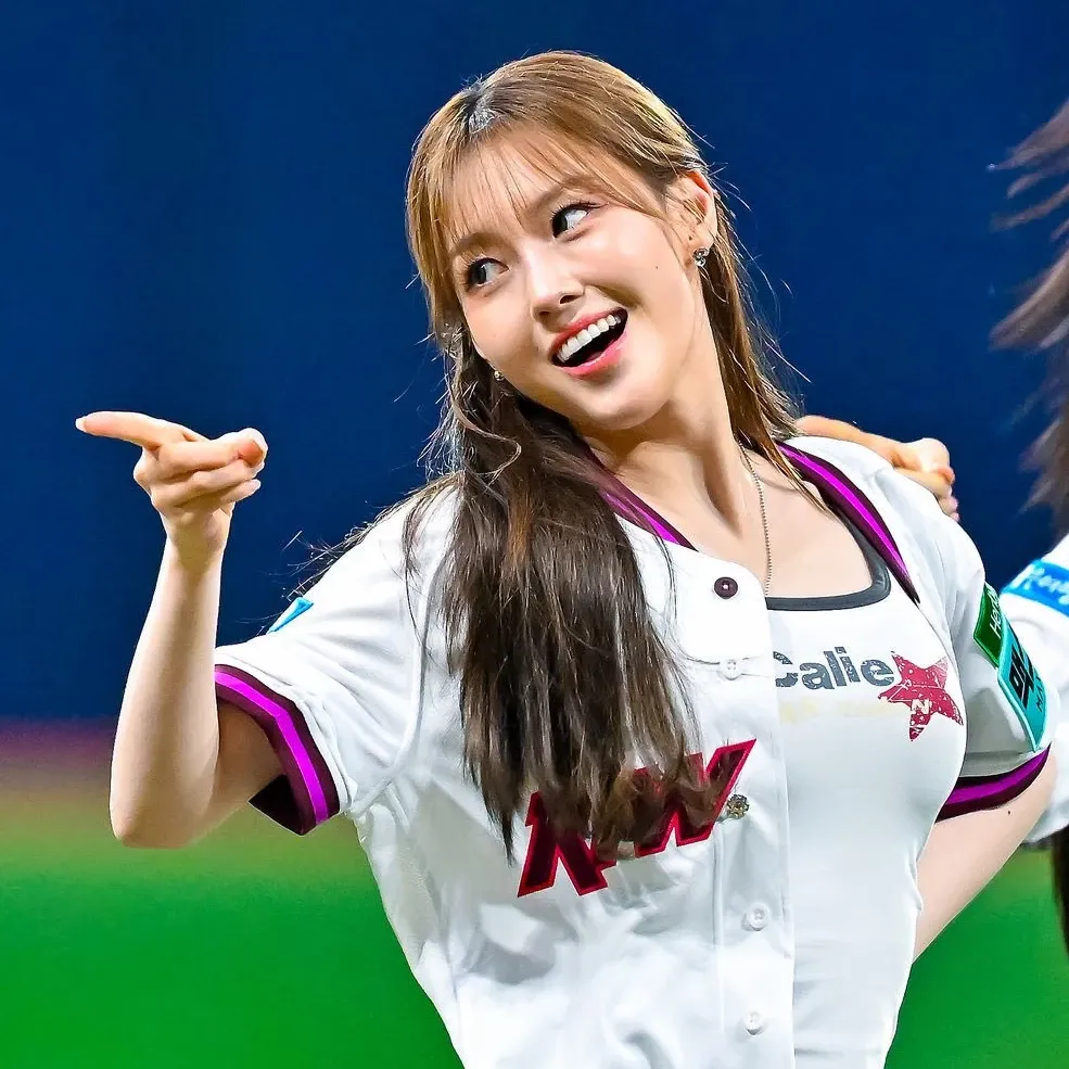 Recent activity shot of Kim Chaehyun (Kep1er)