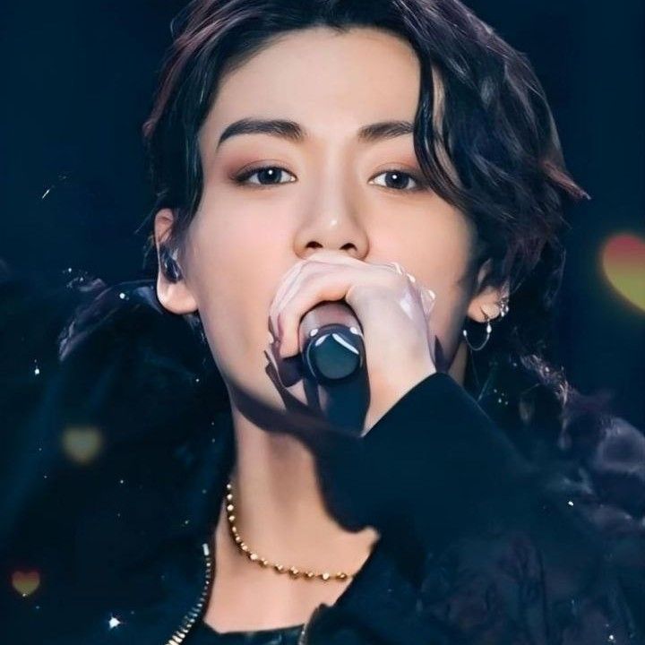 Momen yang diabadikan oleh penggemar Jungkook (BTS)