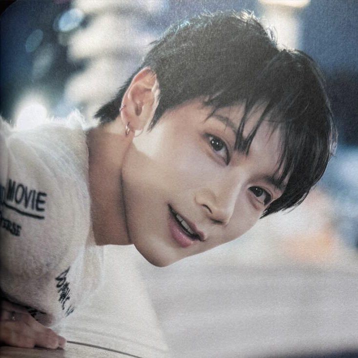 Recent activity shot of TEN (WayV)