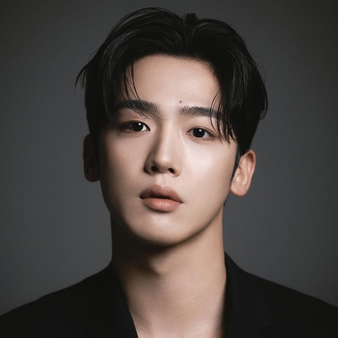 Recent activity shot of Kim Yohan (WEi)