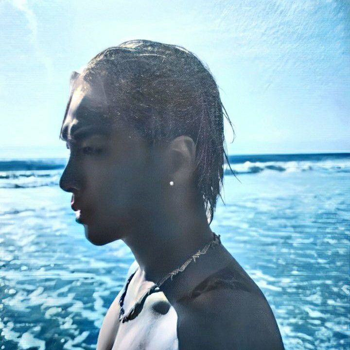 Latest photo of Taeyang (BIGBANG)