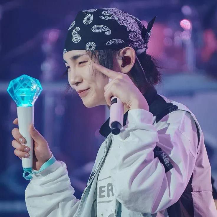 Key (SHINee)的幕后花絮