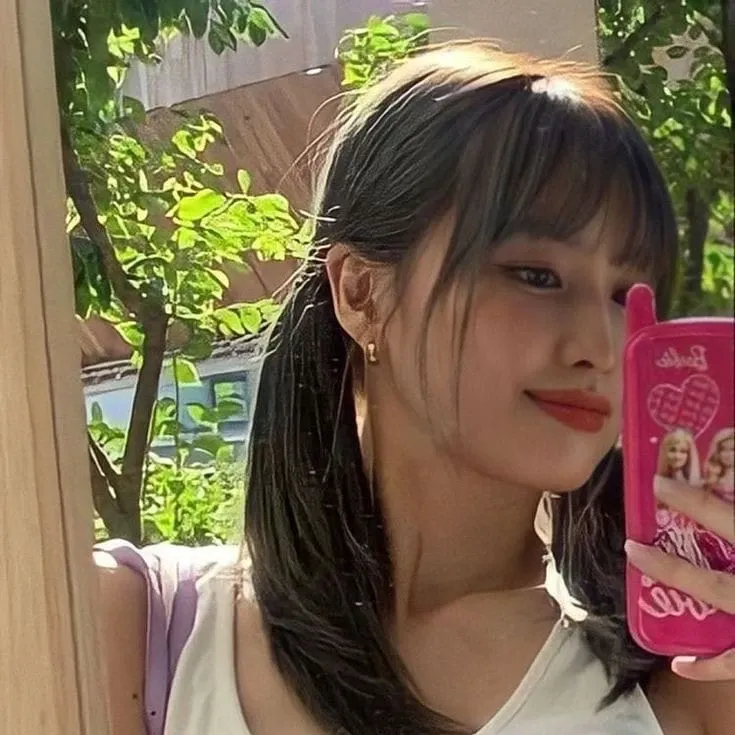 Momo (TWICE)的最新照片