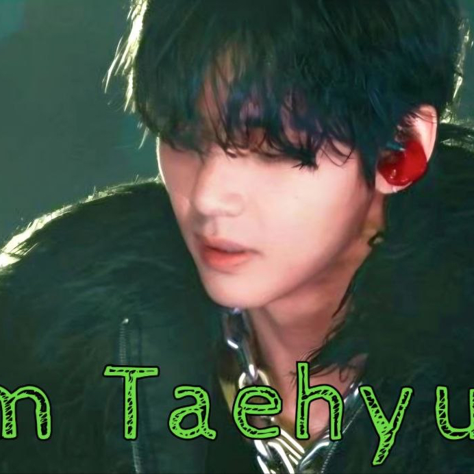 Latest photo of V (BTS)