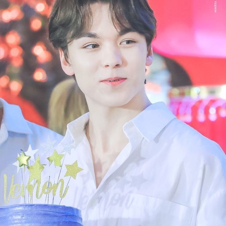 Behind-the-scenes cut of Vernon (SEVENTEEN)