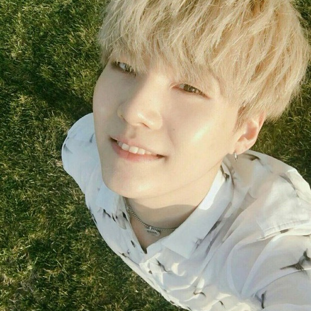 Momen yang diabadikan oleh penggemar SUGA (BTS)