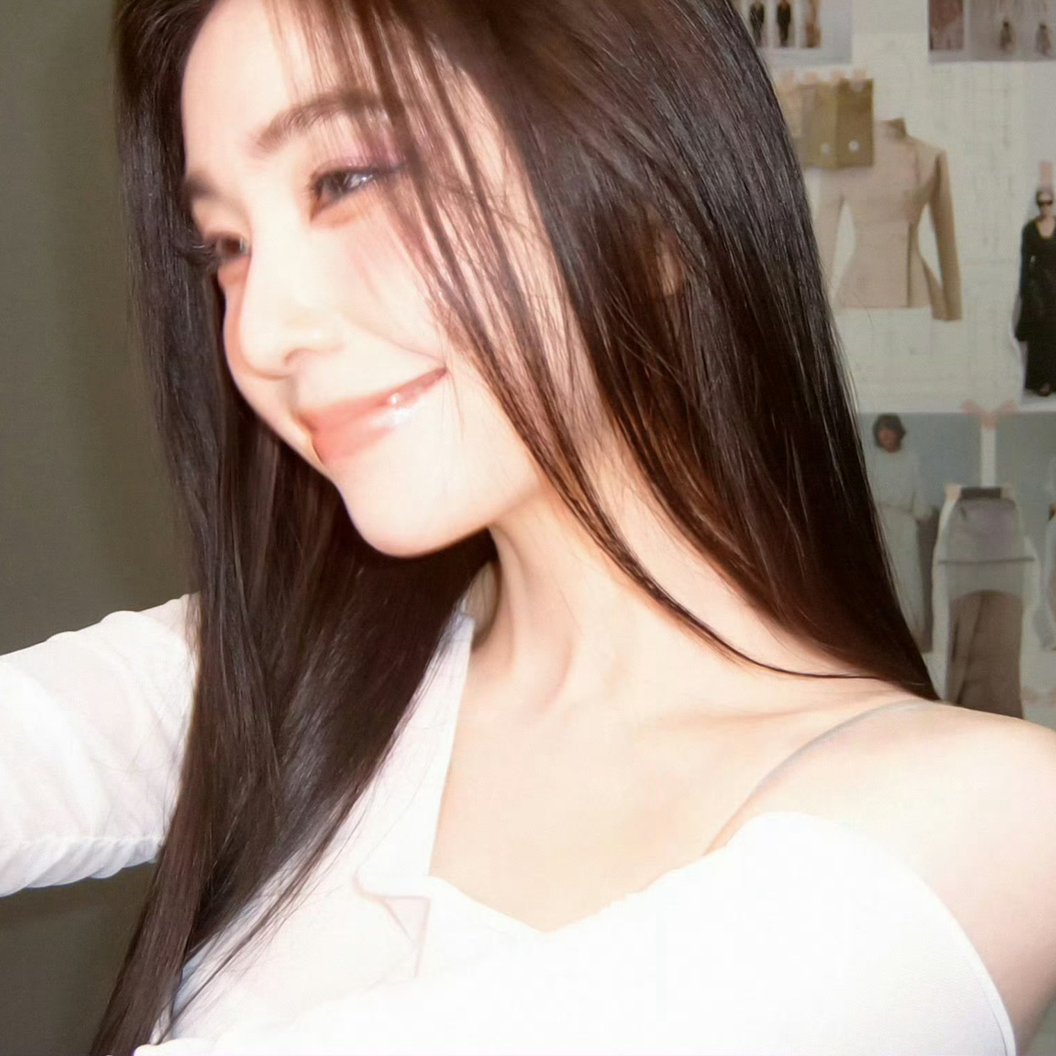 Foto aktivitas terbaru Irene (Red Velvet)
