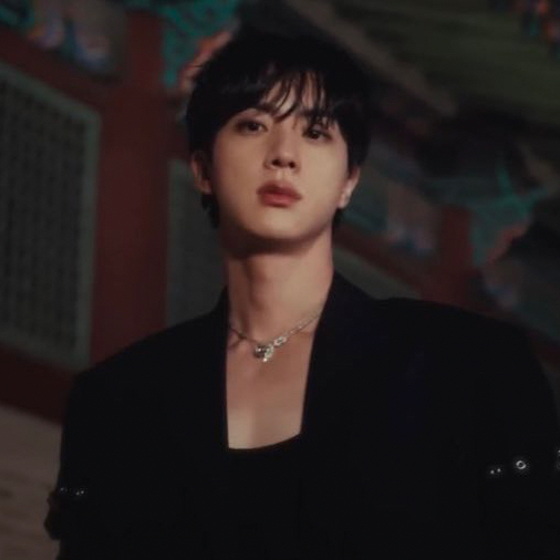 Behind-the-scenes cut of Jin (BTS)