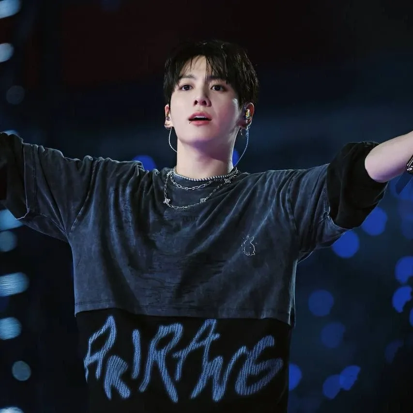 정국 (방탄소년단) 최근 활동샷