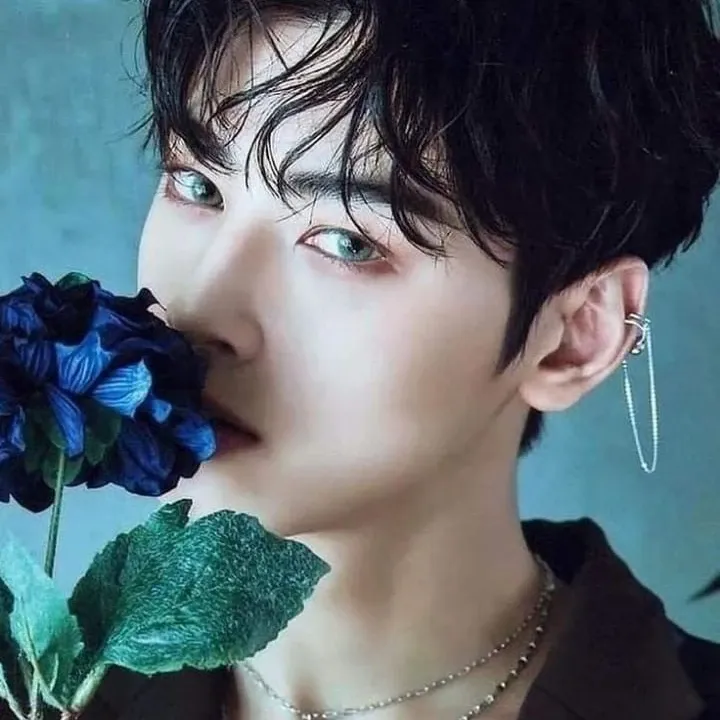 Recent activity shot of Eunwoo (ASTRO)