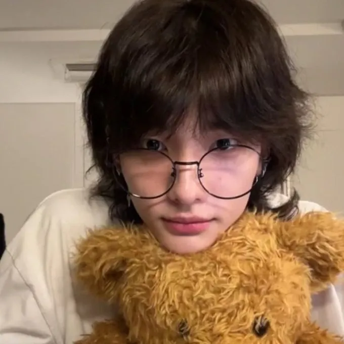 A moment captured by Hyunjin (Stray Kids)'s fan