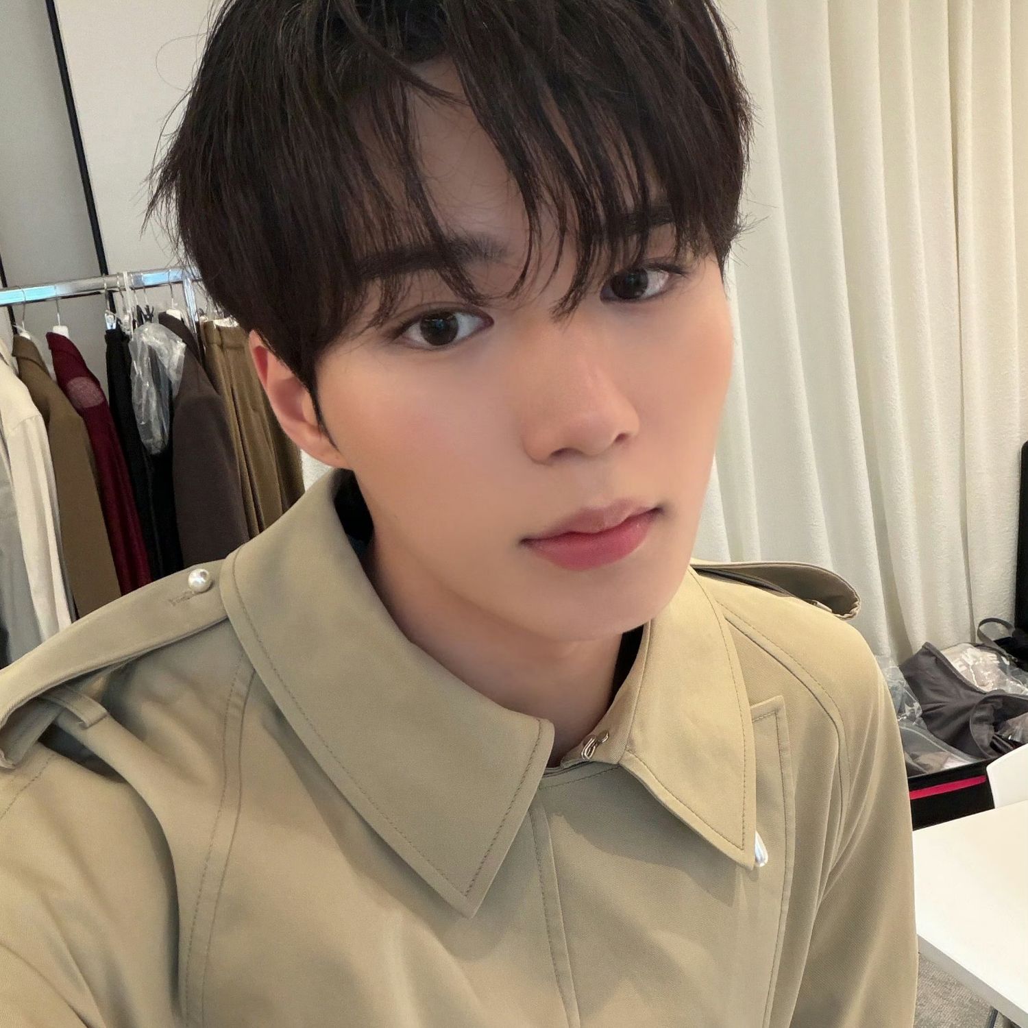 Behind-the-scenes cut of Kim Junseo (ALPHA DRIVE ONE)