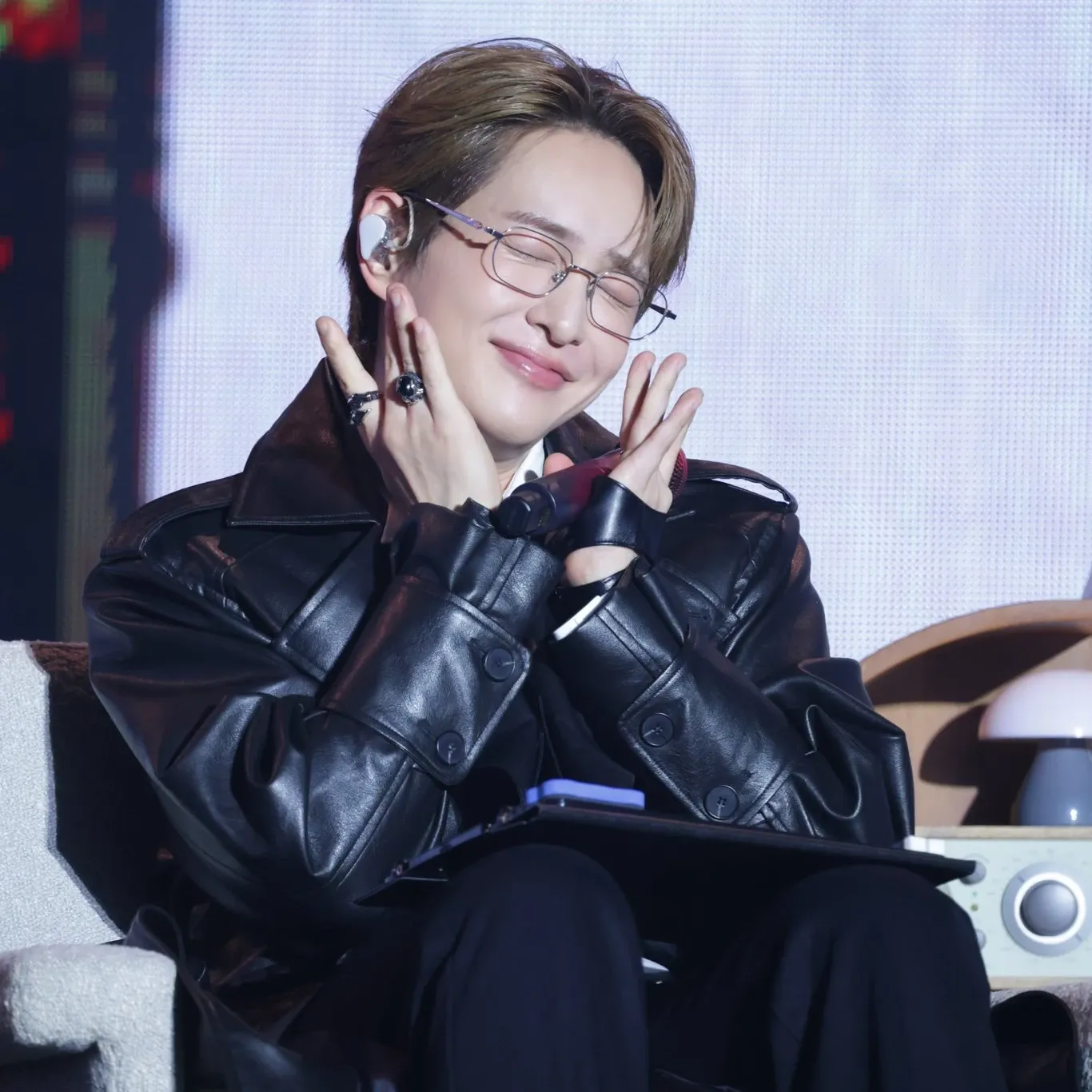 Latest photo of Onew (SHINee)