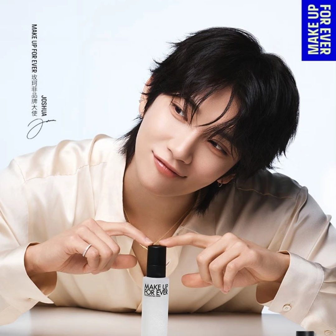 Recent activity shot of Joshua (SEVENTEEN)