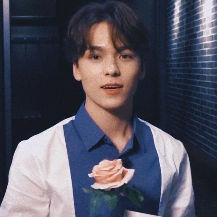 Behind-the-scenes cut of Vernon (SEVENTEEN)