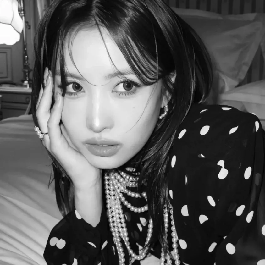 Momo (TWICE)的最新照片