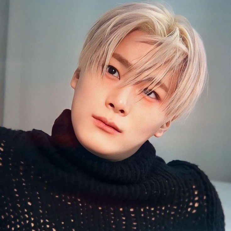 Latest photo of Moonbin (ASTRO)