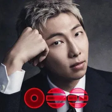 RM (防弹少年团)的最新照片