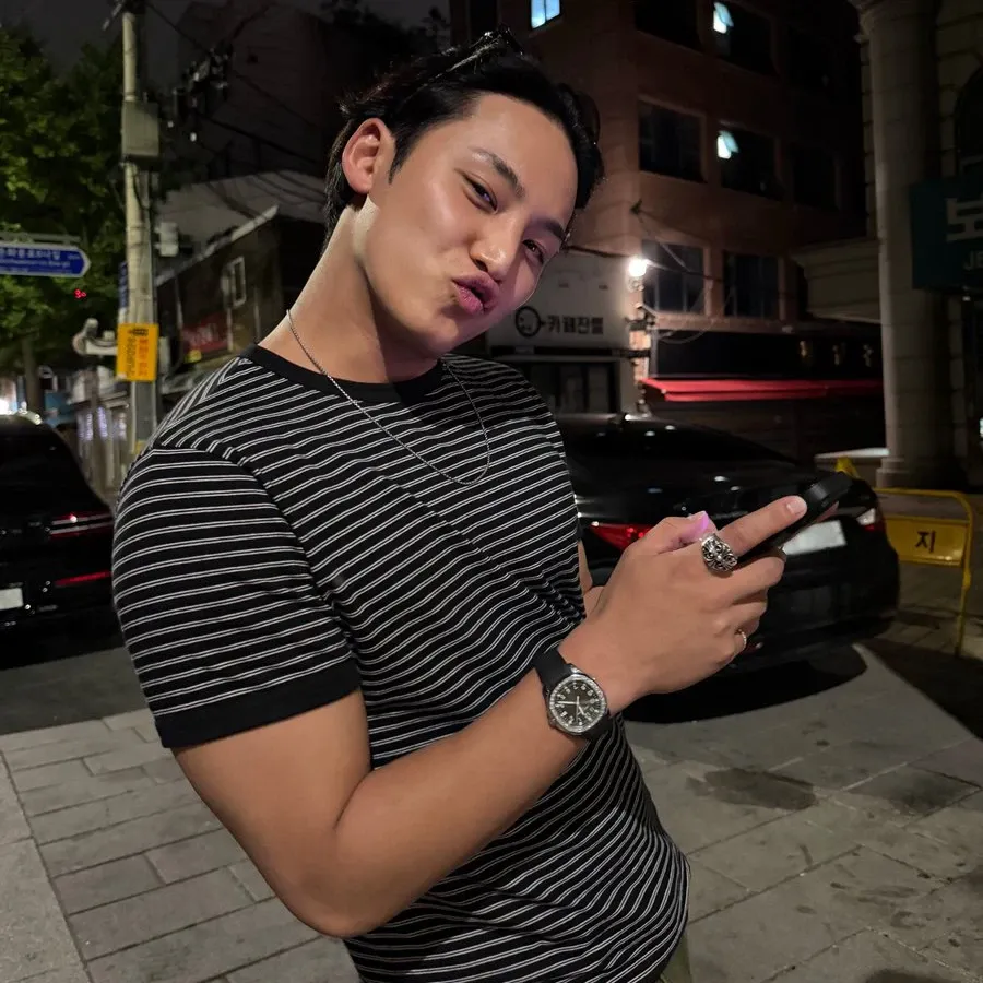 Recent activity shot of Mingyu (SEVENTEEN)