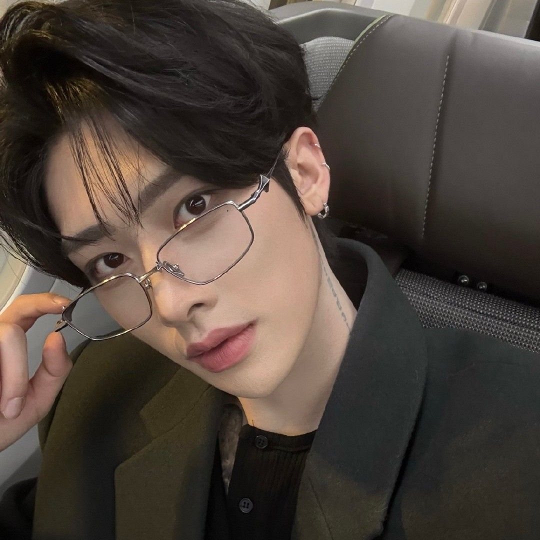 Latest photo of Ricky (ZEROBASEONE)