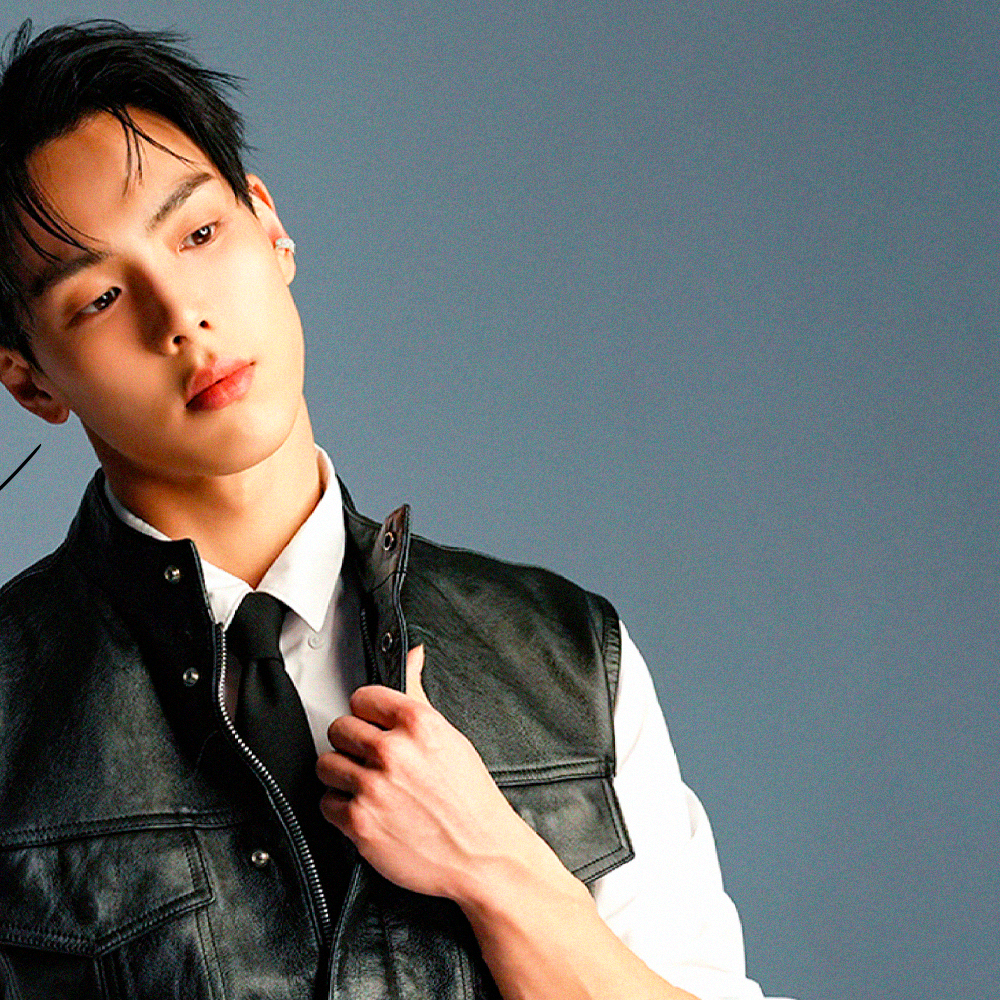 Recent activity shot of Shownu (MONSTA X)