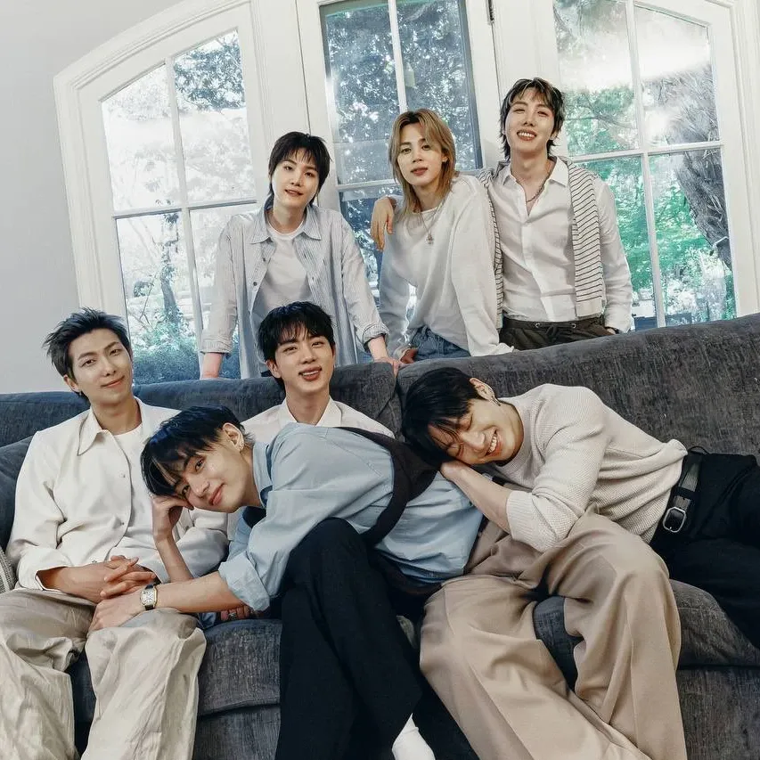 Behind-the-scenes cut of BTS