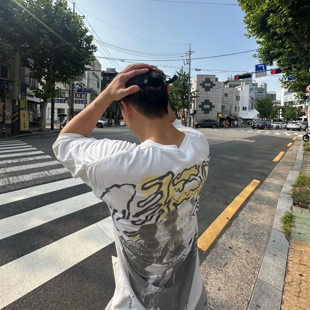 A moment captured by BOBBY (iKON)'s fan