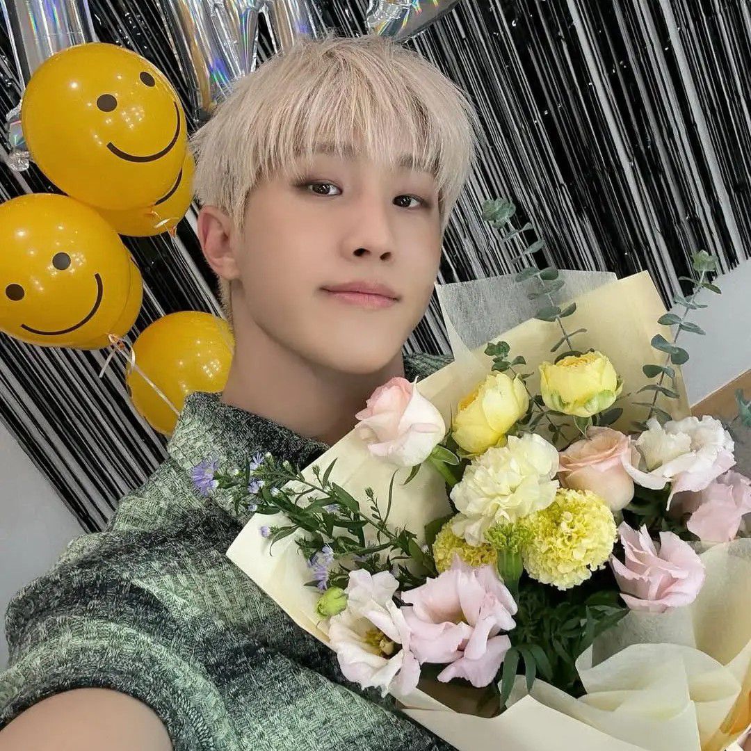 A moment captured by Jinjin (ASTRO)'s fan