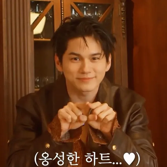 옹성우 최근 활동샷