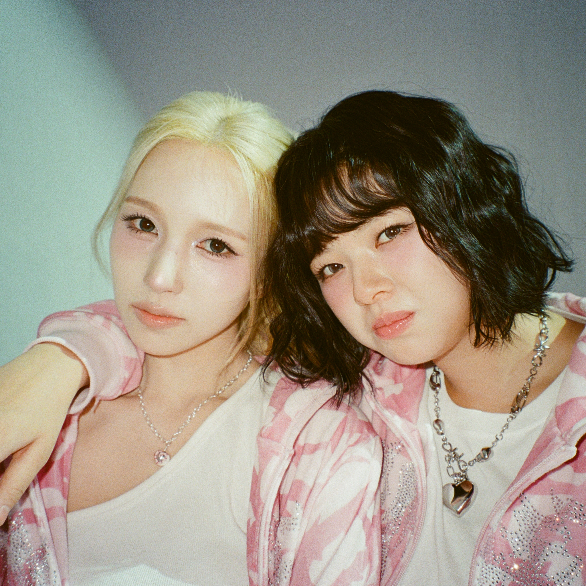 Foto terbaru Mina (TWICE)