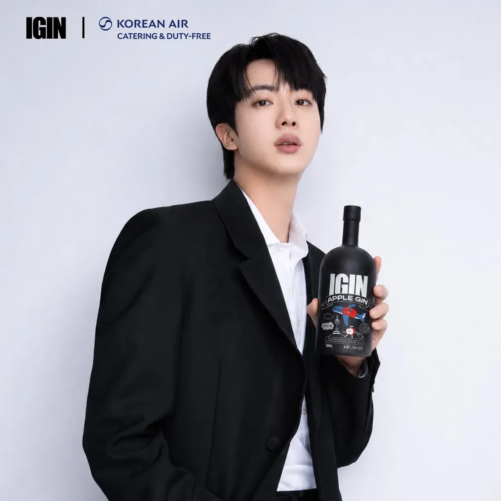 Behind-the-scenes cut of Jin (BTS)