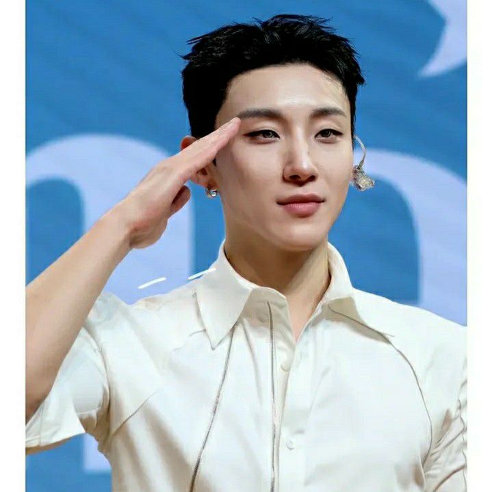 Behind-the-scenes cut of Jongup (B.A.P)