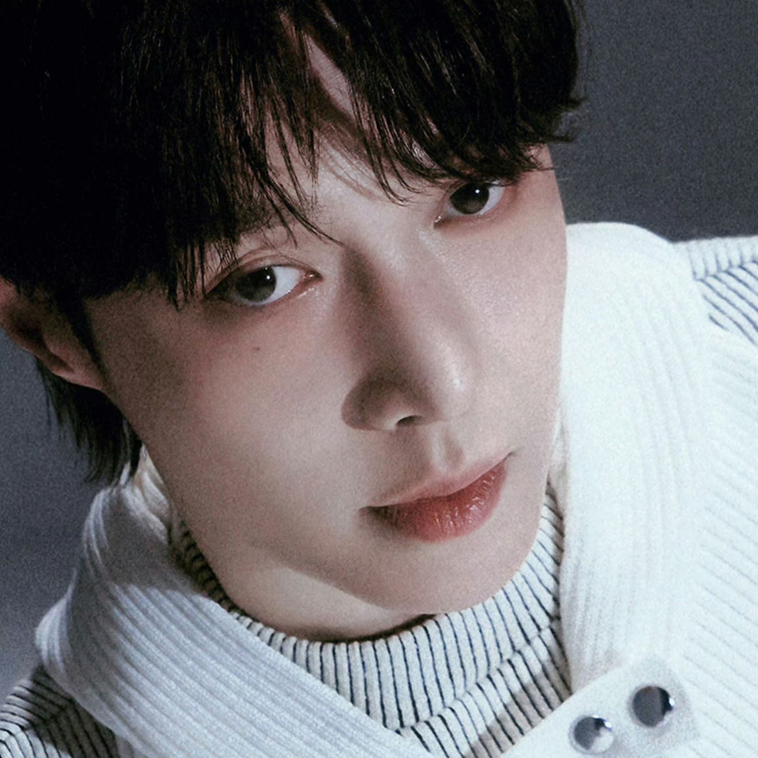 Recent activity shot of Lay (EXO)