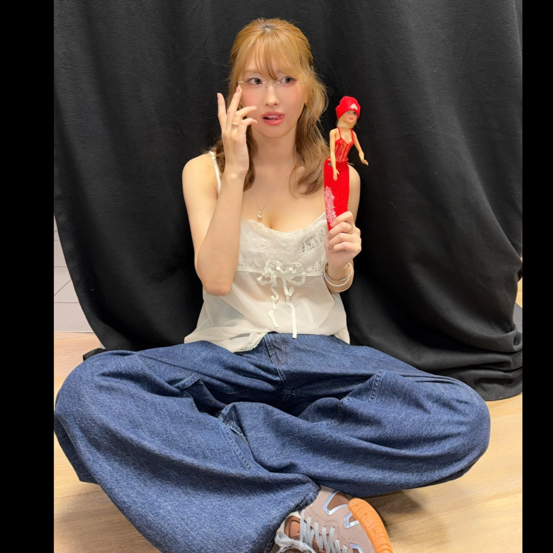 Foto terbaru Momo (TWICE)