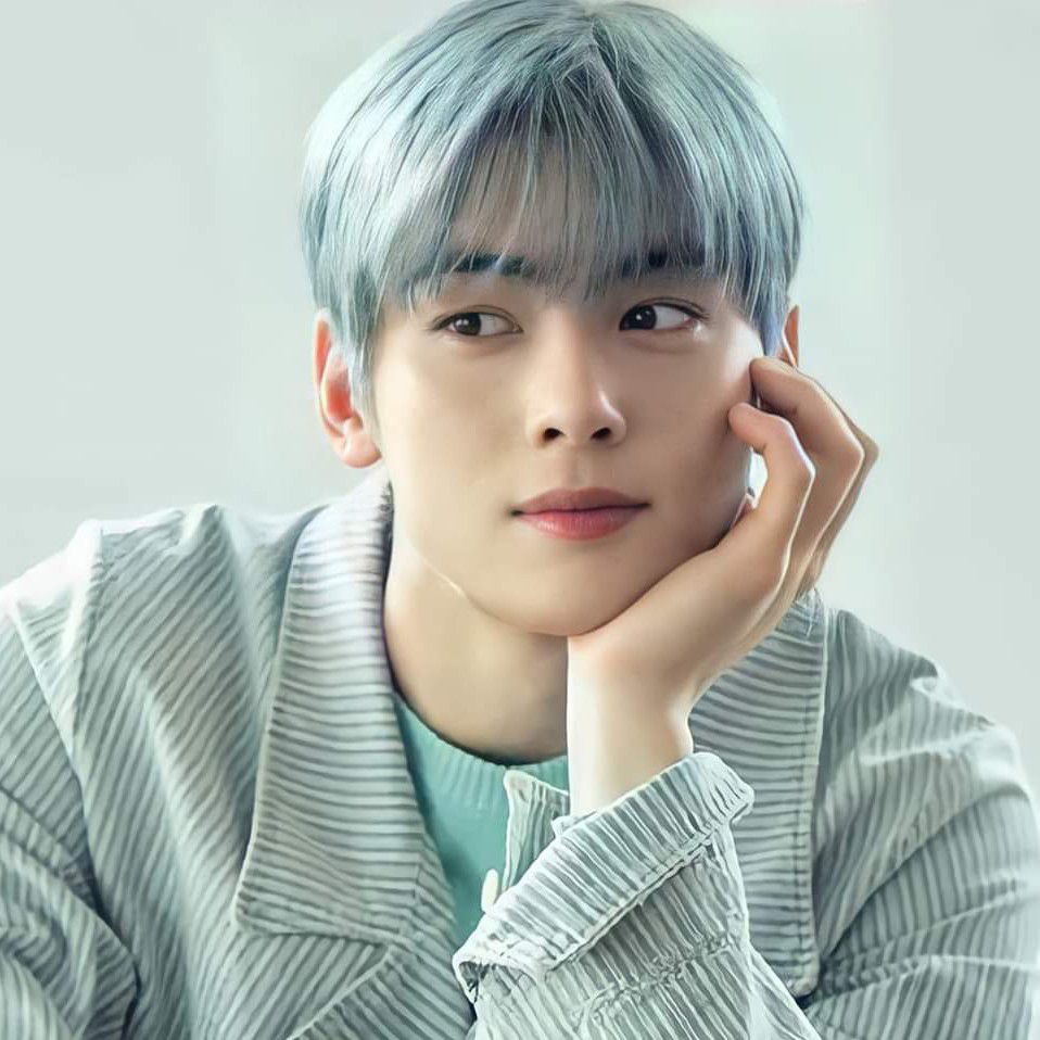 Latest photo of Eunwoo (ASTRO)