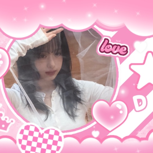 Latest photo of Ahyeon (BABYMONSTER)