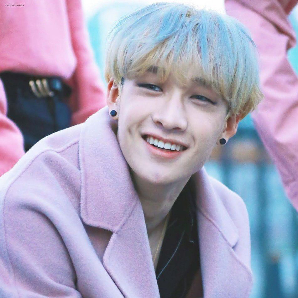 방찬 (Stray Kids)의 비하인드 컷