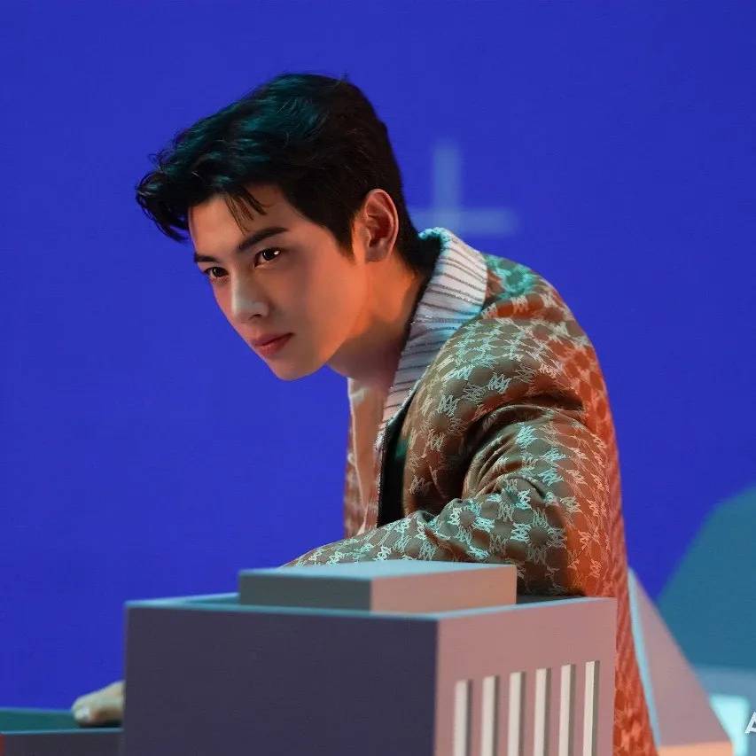 Recent activity shot of Eunwoo (ASTRO)