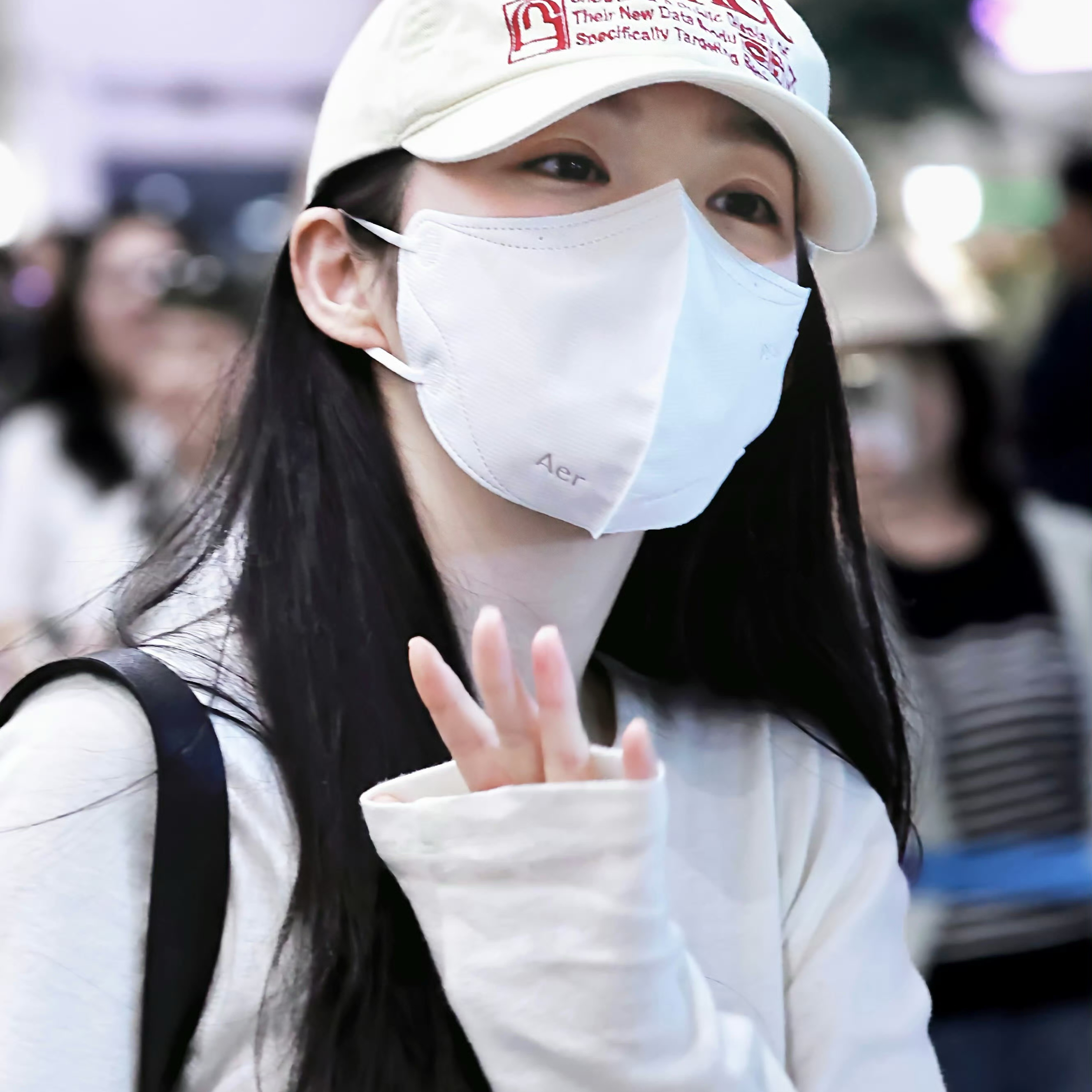 Behind-the-scenes cut of Irene (Red Velvet)