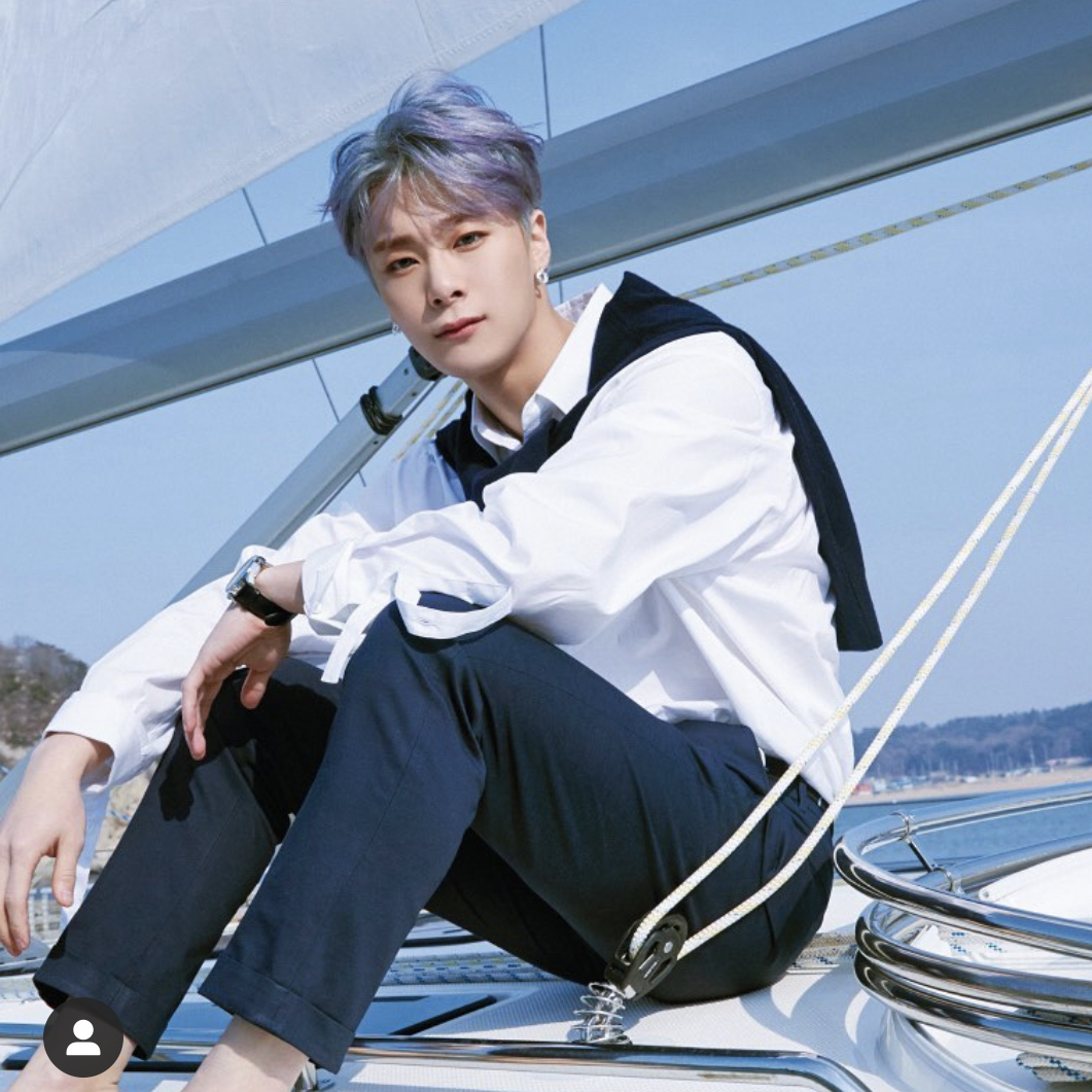 A moment captured by Moonbin (ASTRO)'s fan
