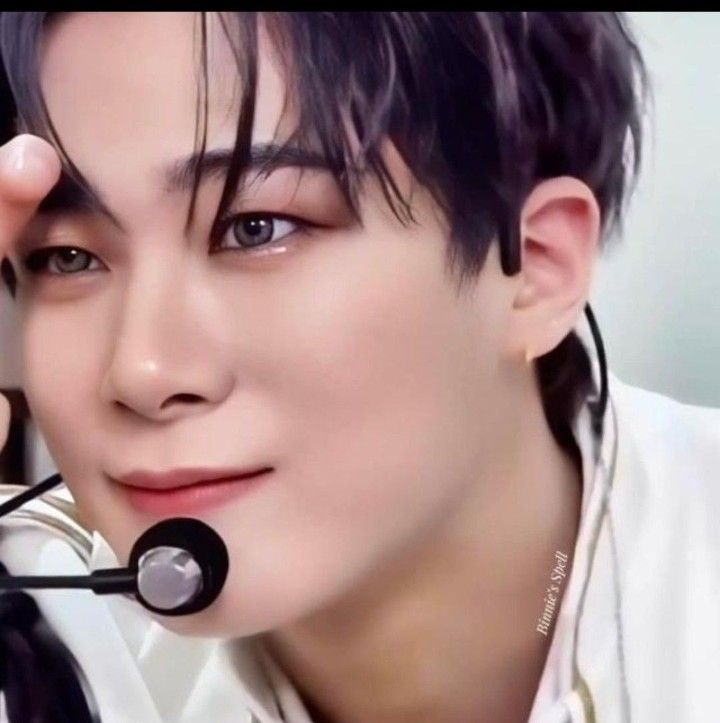 Recent activity shot of Moonbin (ASTRO)