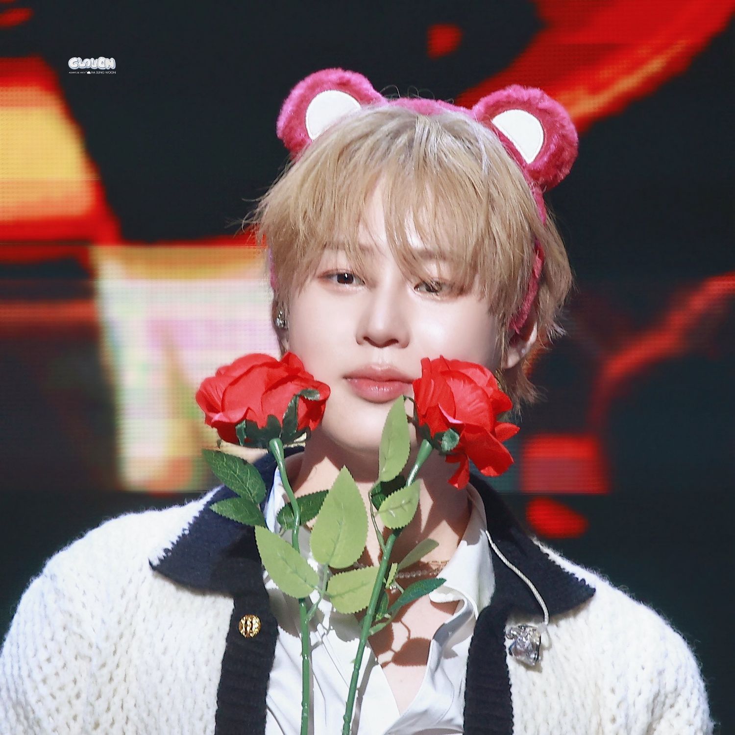 Recent activity shot of Ha Sungwoon