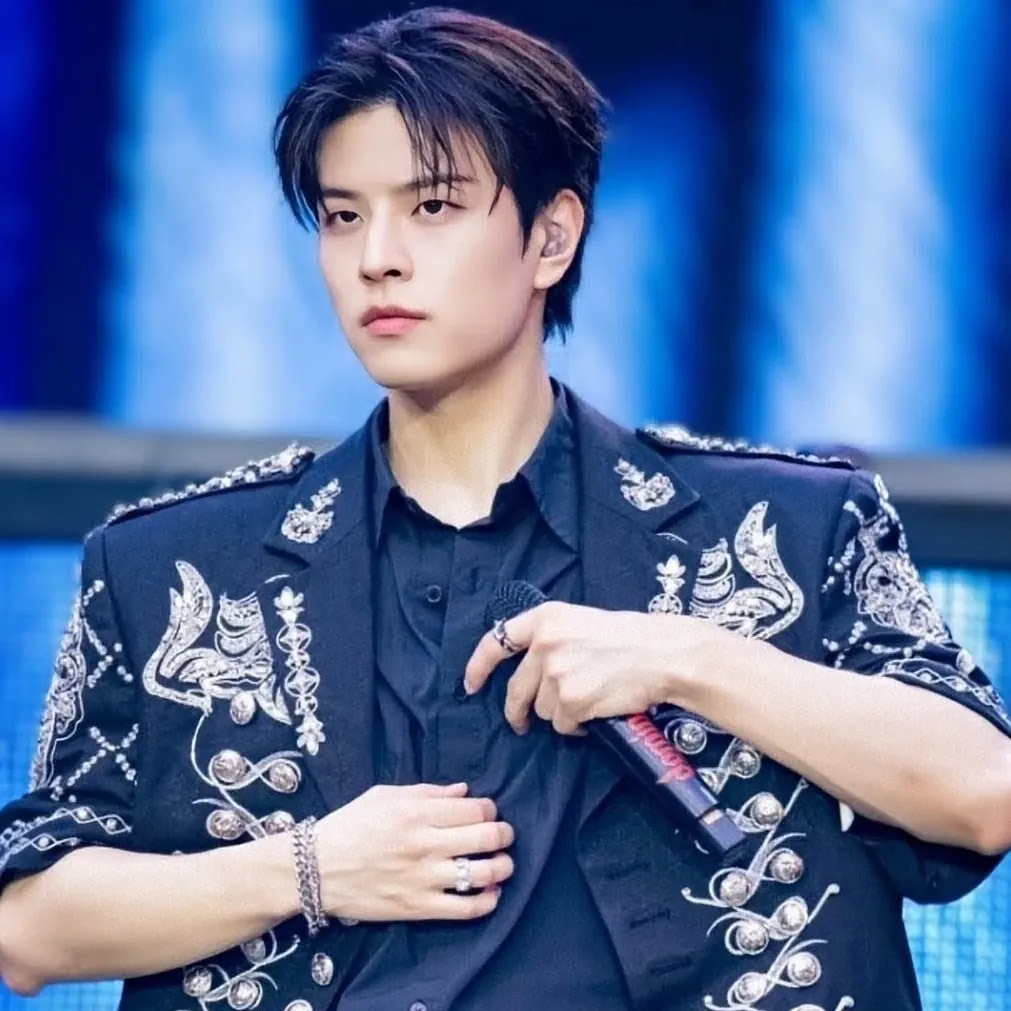 Behind-the-scenes cut of Seungmin (Stray Kids)