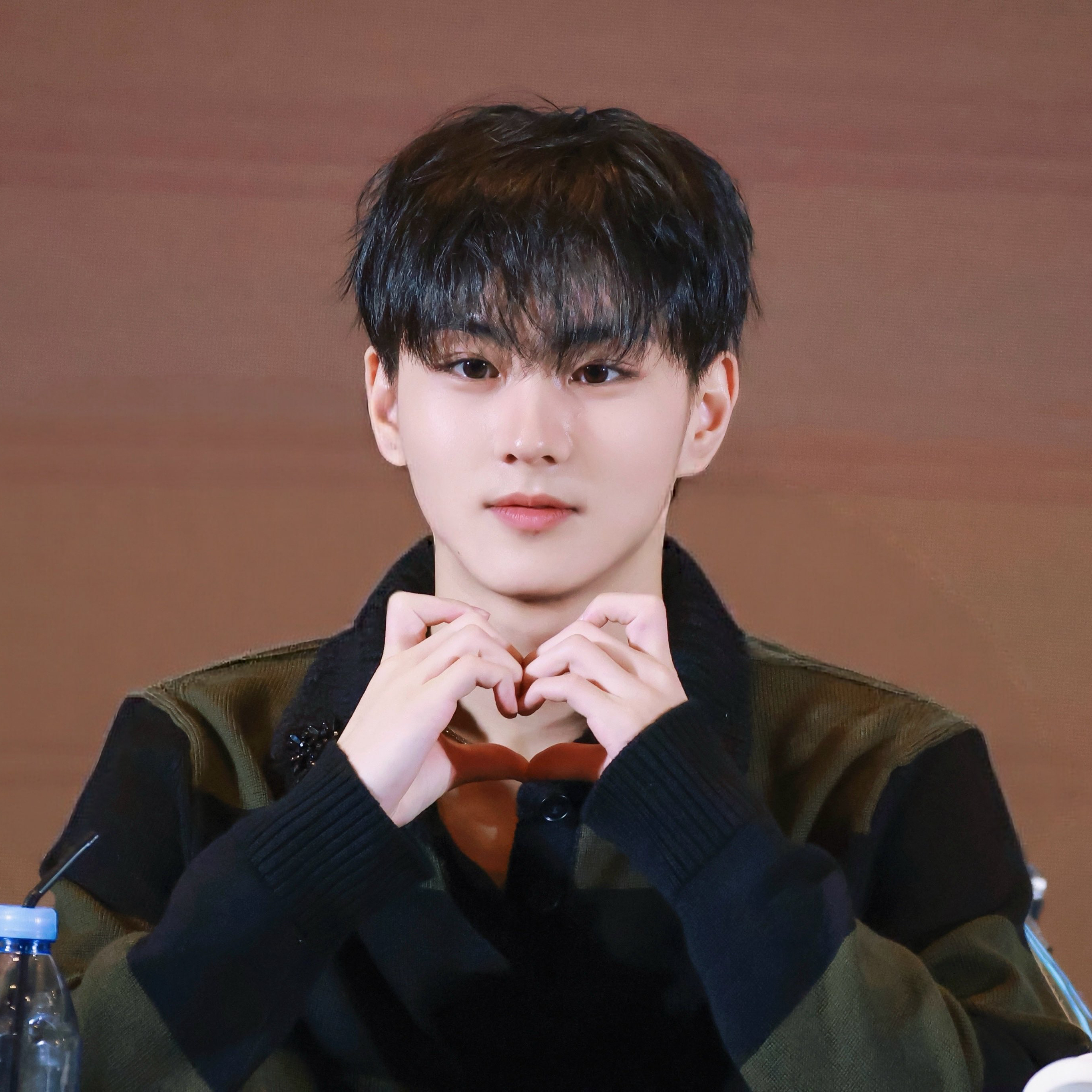 Behind-the-scenes cut of Jungwon (ENHYPEN)