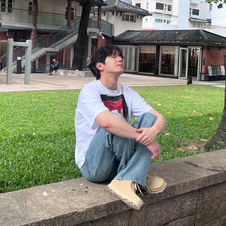 Recent activity shot of Lee Junyoung