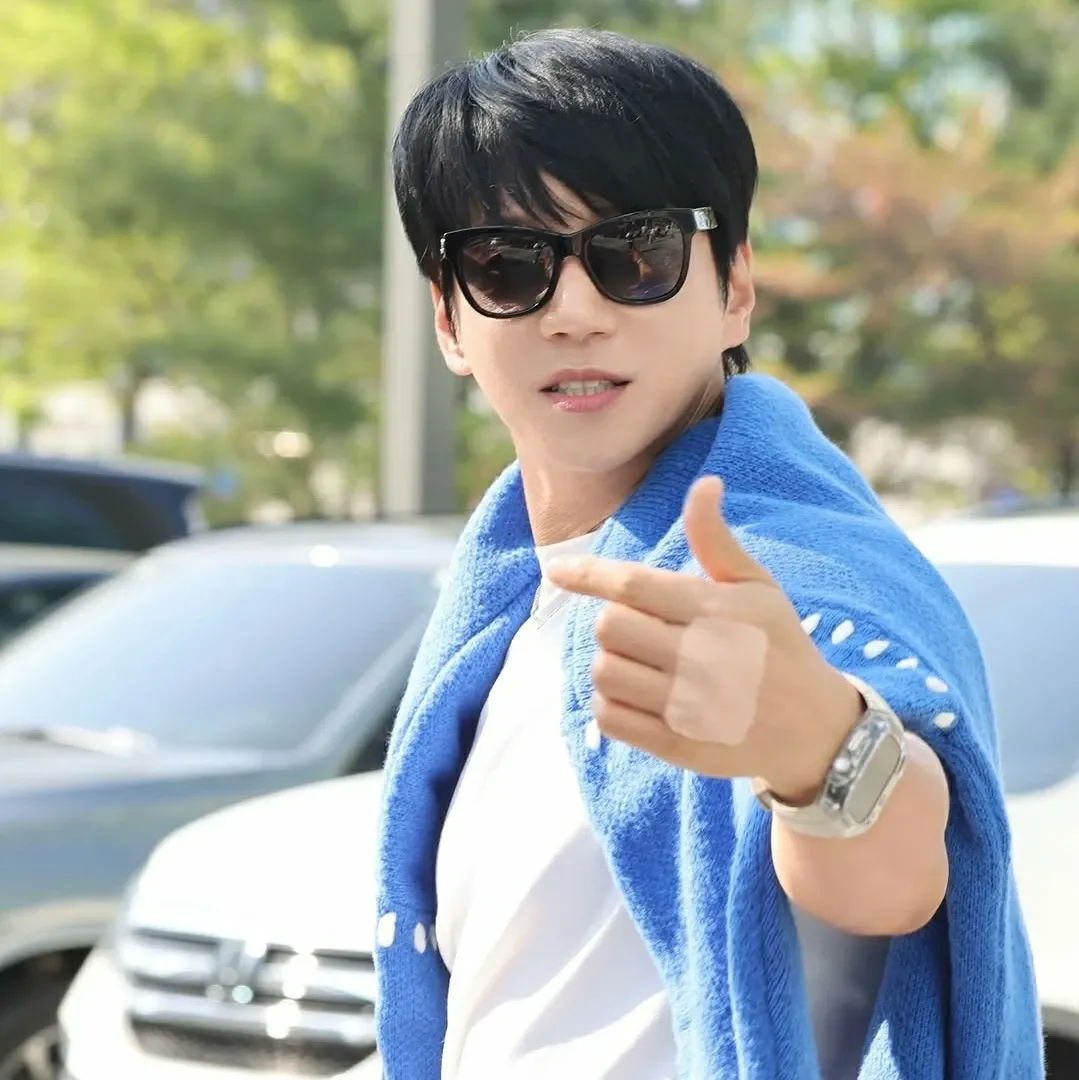 Recent activity shot of Hwang Chiyeol