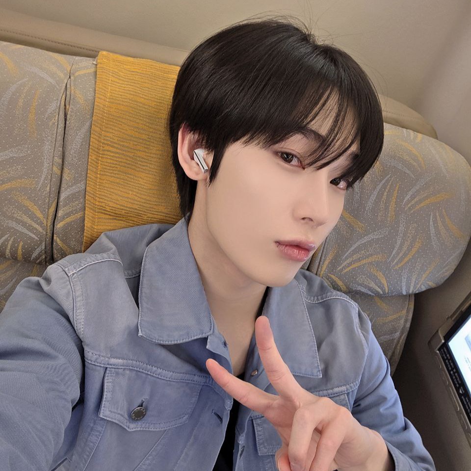 Recent activity shot of Sunoo (ENHYPEN)