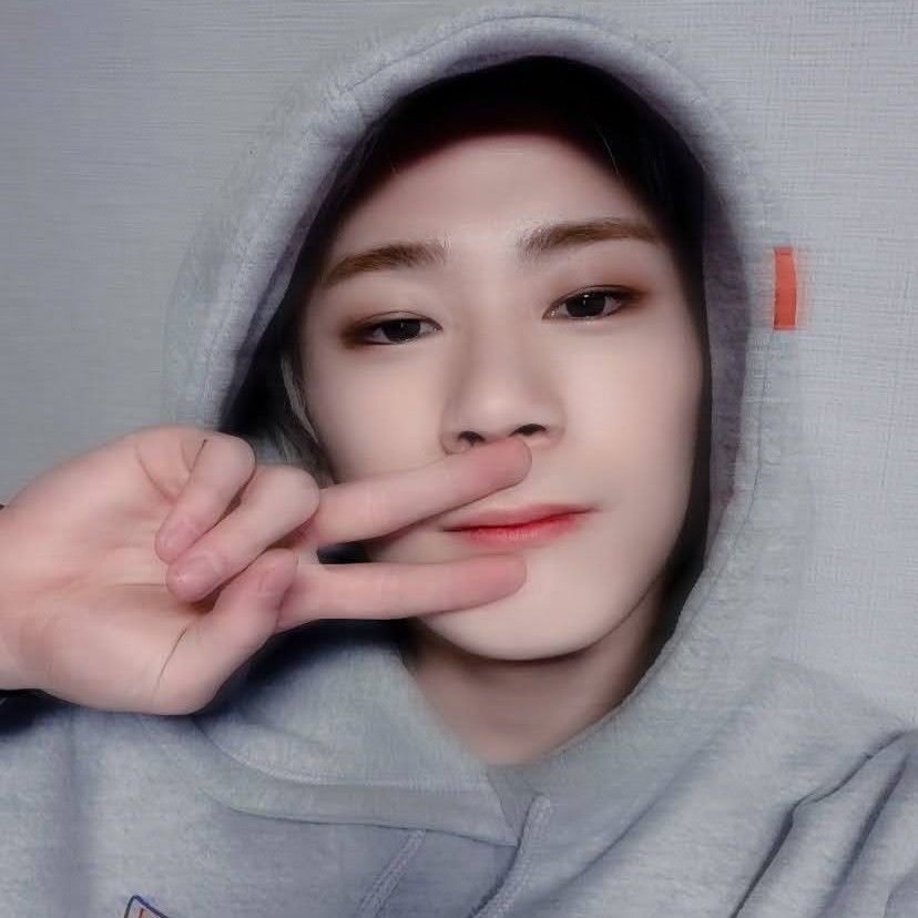 아스트로의 비하인드 컷