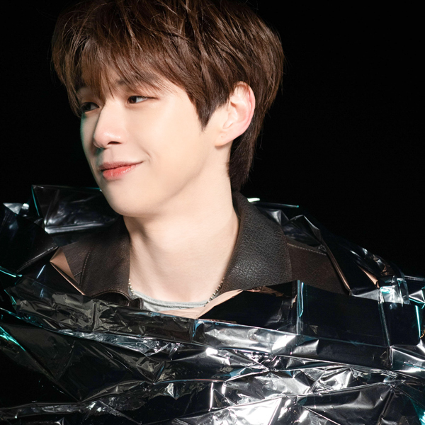 강다니엘의 최신 사진